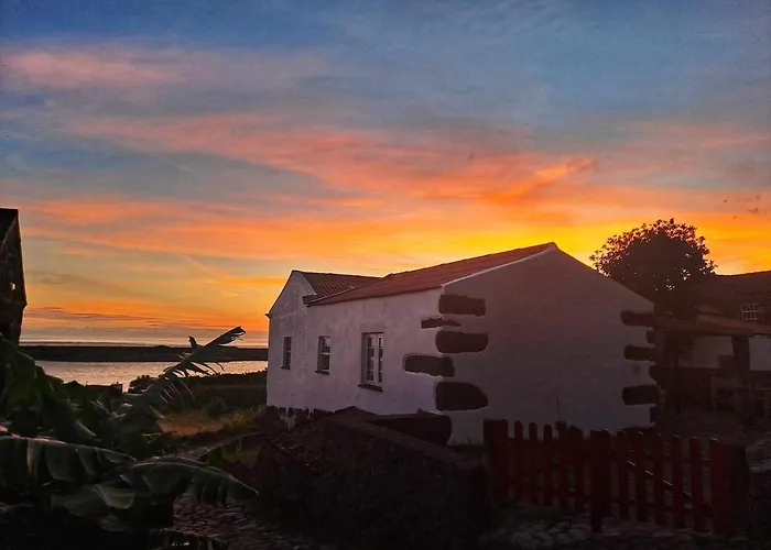 Casa Lajes Faja da Caldeira de Santo Cristo