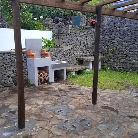 Casa Lajes Nyaraló Fajã da Caldeira de Santo Cristo